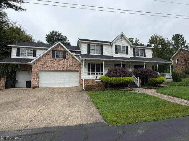 1621 Lakewood Circle - Photo 1