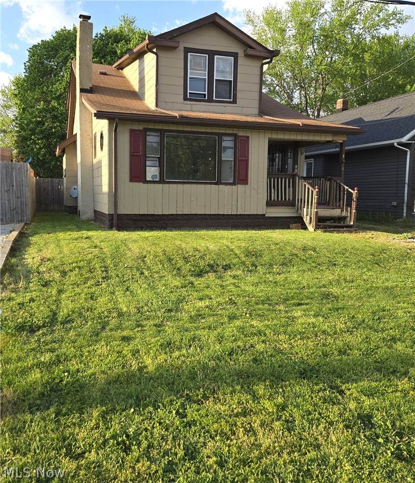 1635 Triplett Boulevard - Photo 1