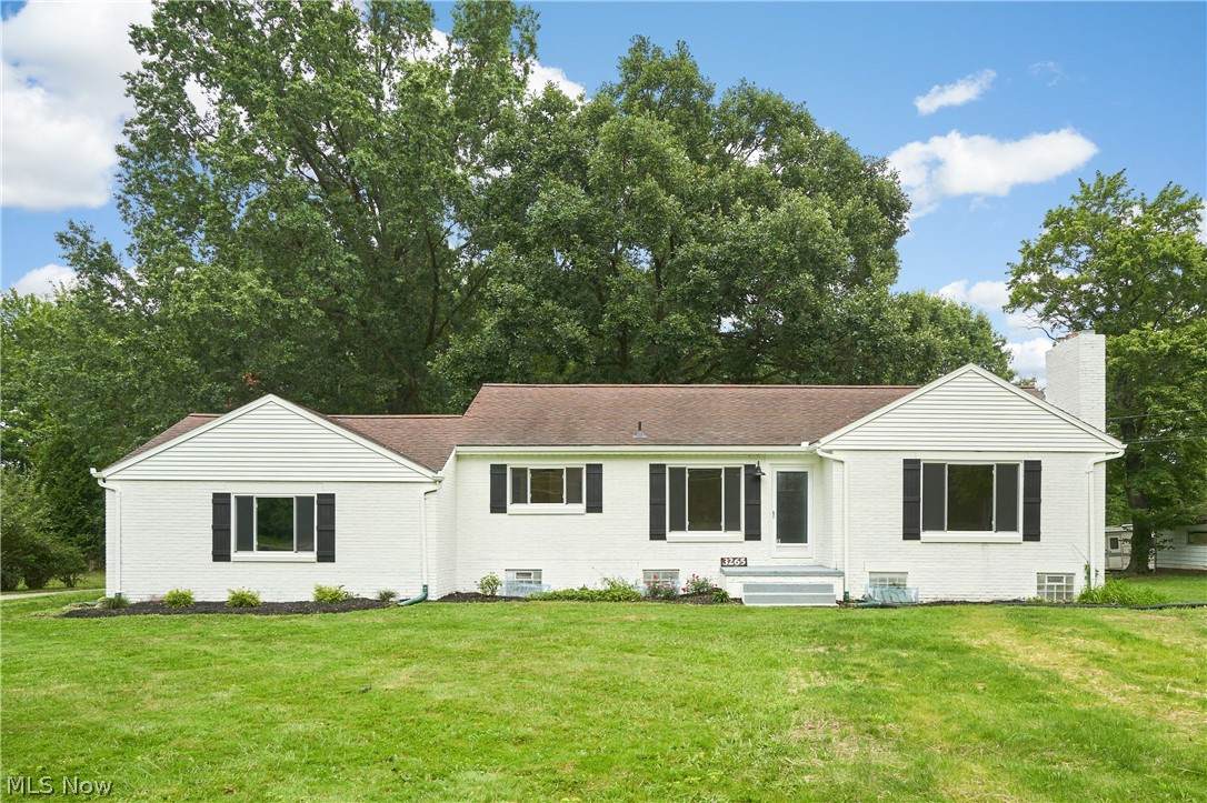 3265 Ridgewood Road - Photo 1