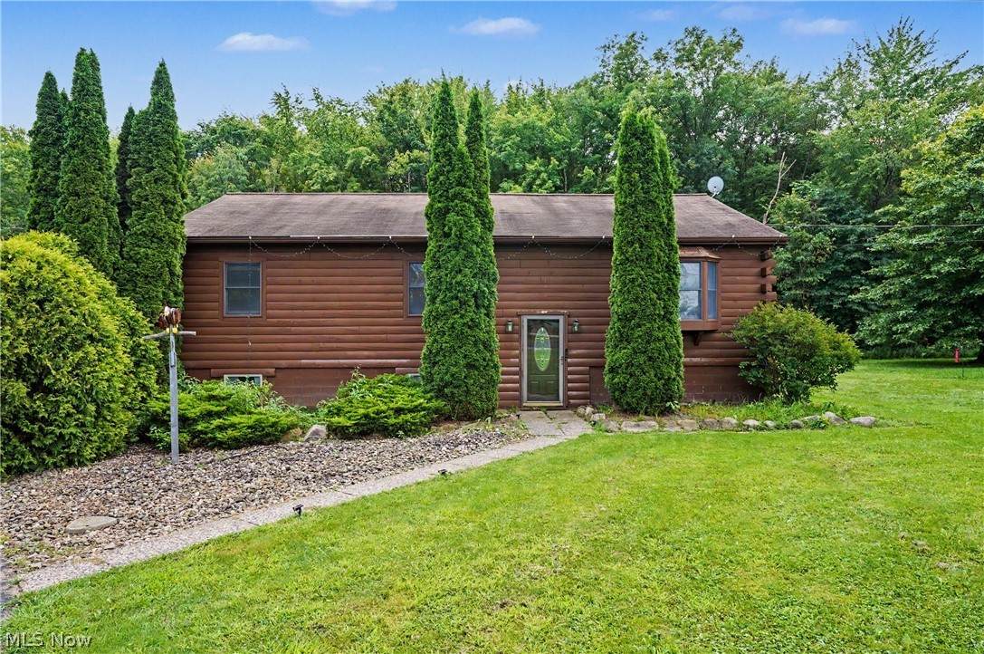 6092 Warren Road - Photo 1