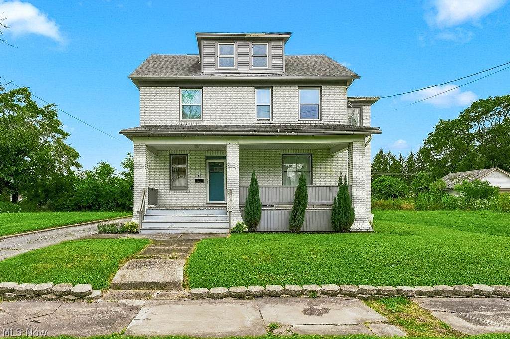 25 Russell Avenue - Photo 1