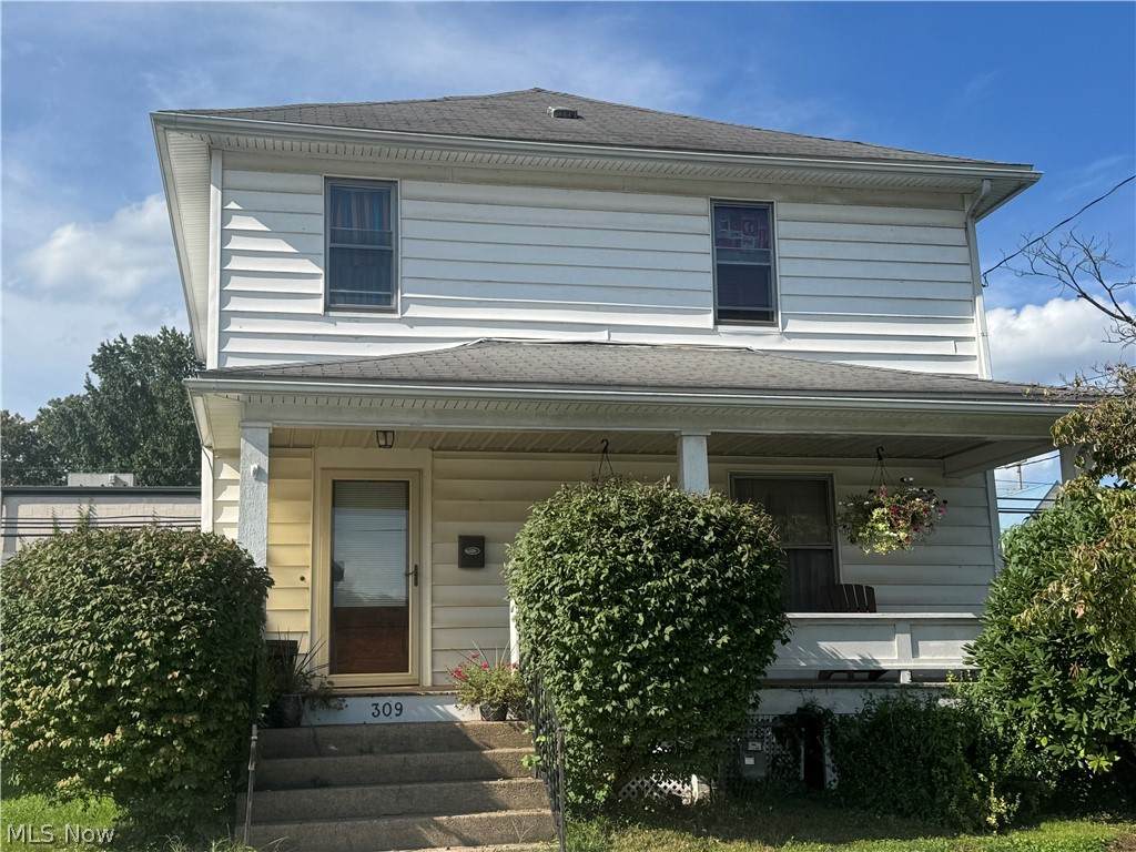 309 4th Street - Photo 1