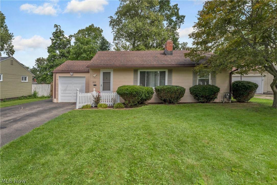 3923 Arden Boulevard - Photo 1