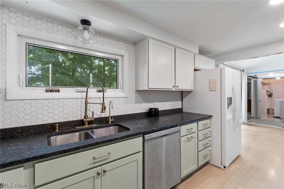 https://bt-photos.global.ssl.fastly.net/normls/orig_boomver_1_5238056-2.jpg