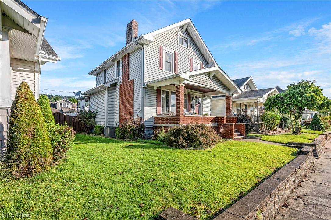 4561 Lincoln Avenue - Photo 1