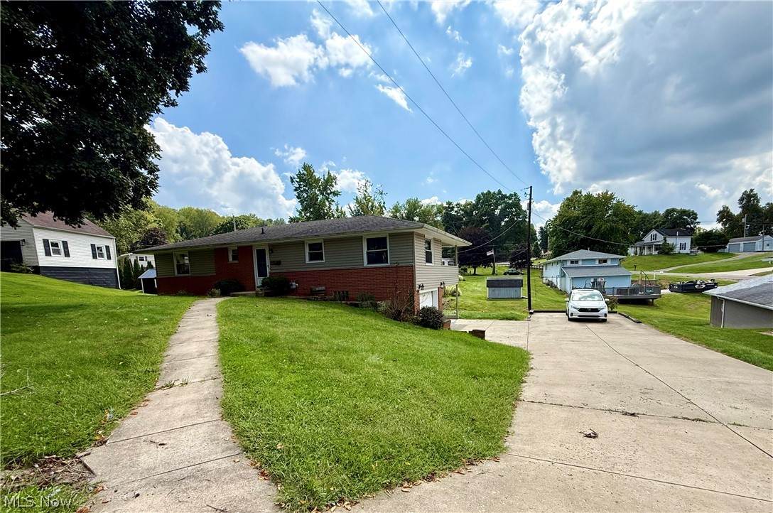 1719 Cambridge Road - Photo 1