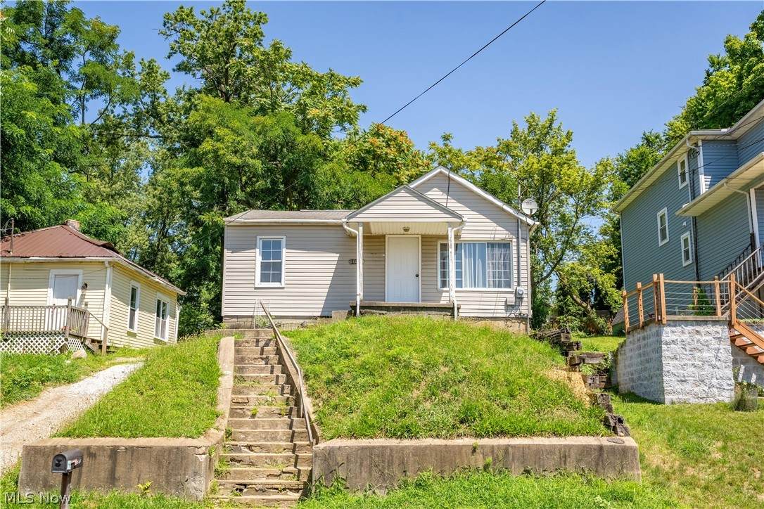 155 Fernwood Avenue - Photo 1