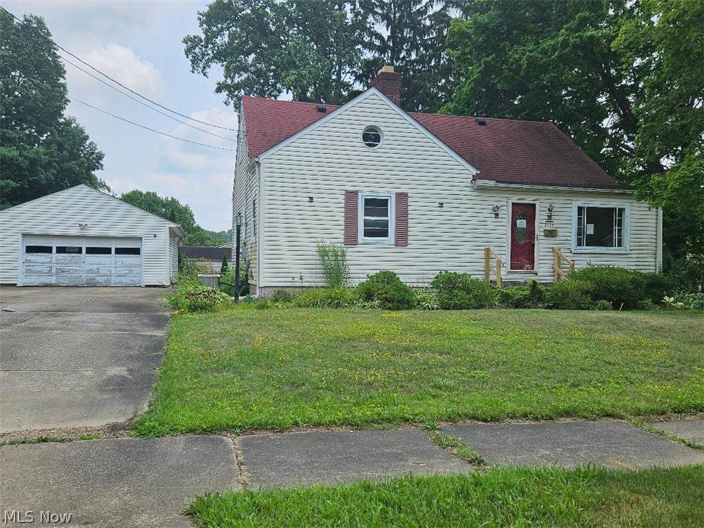 2124 Hillside Terrace - Photo 1