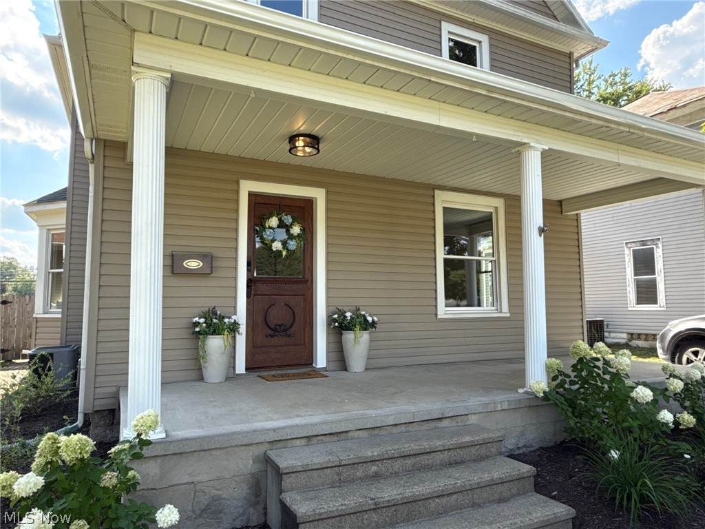 1326 Wooster Avenue - Photo 1
