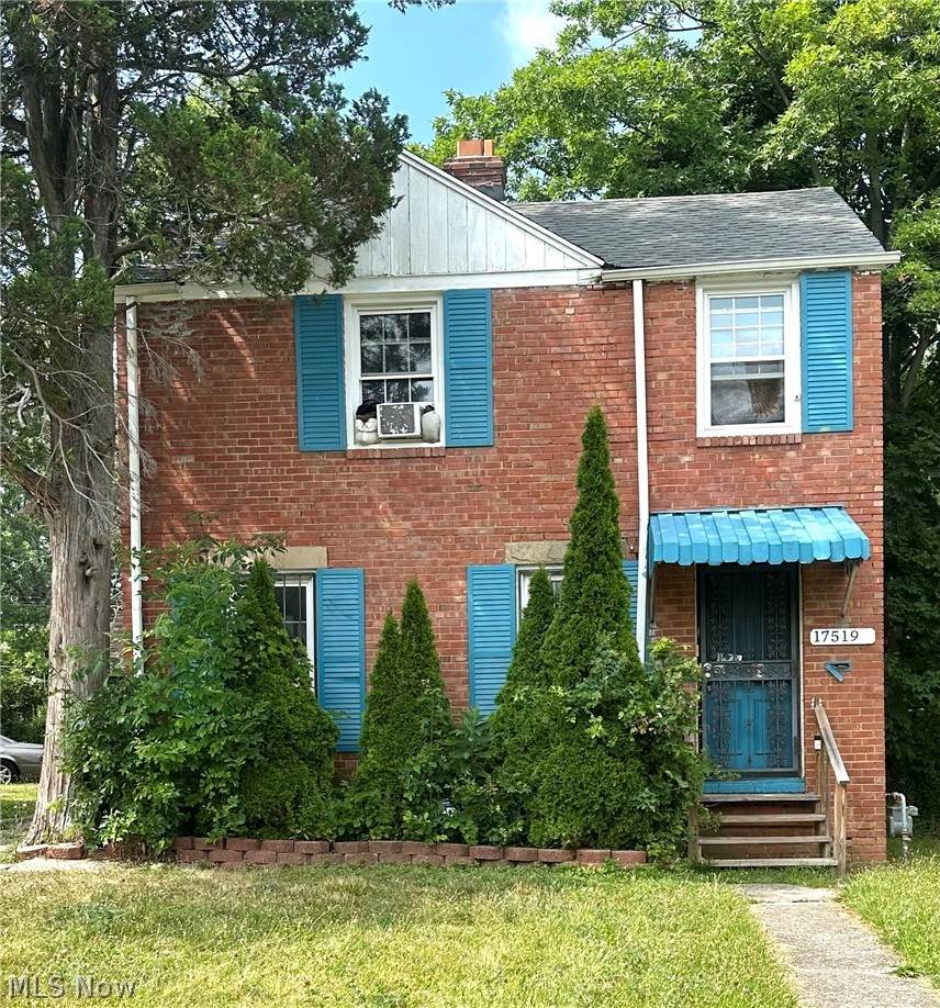 17519 Throckley Avenue - Photo 1