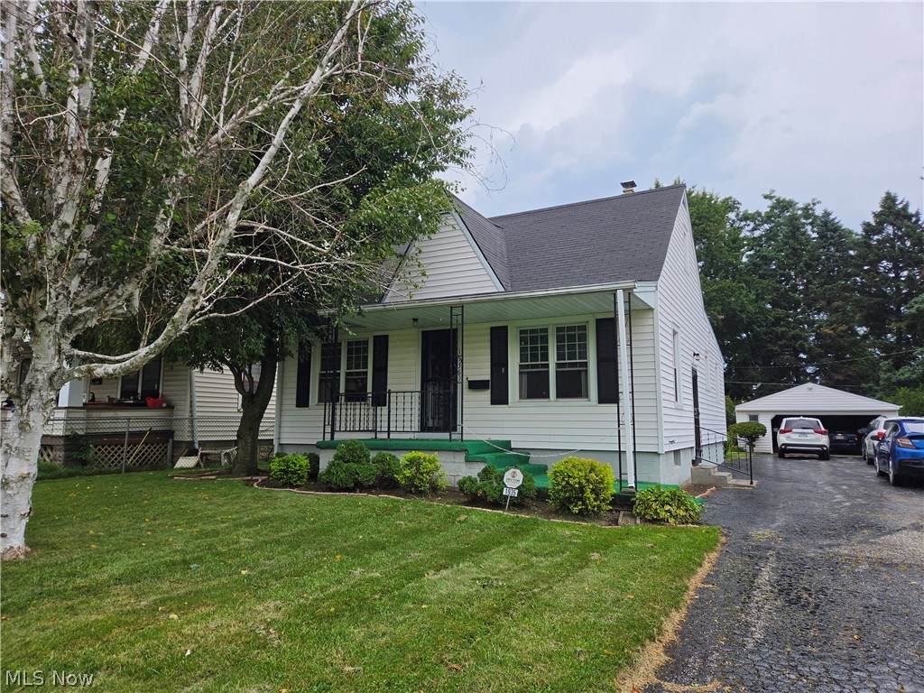 1935 44th Street - Photo 1