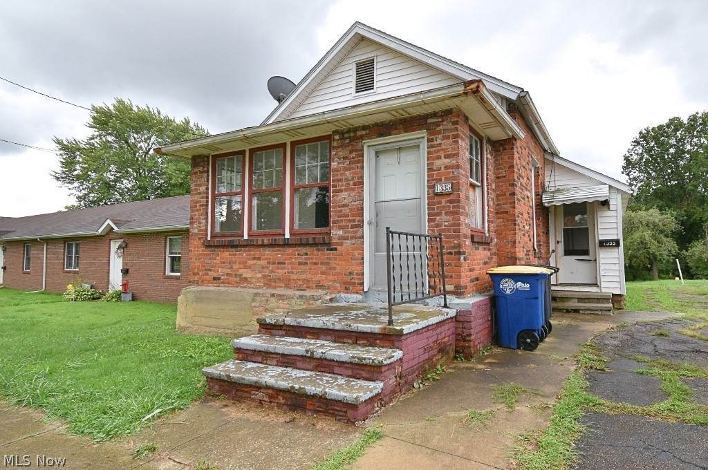 1335 Columbus Avenue - Photo 1
