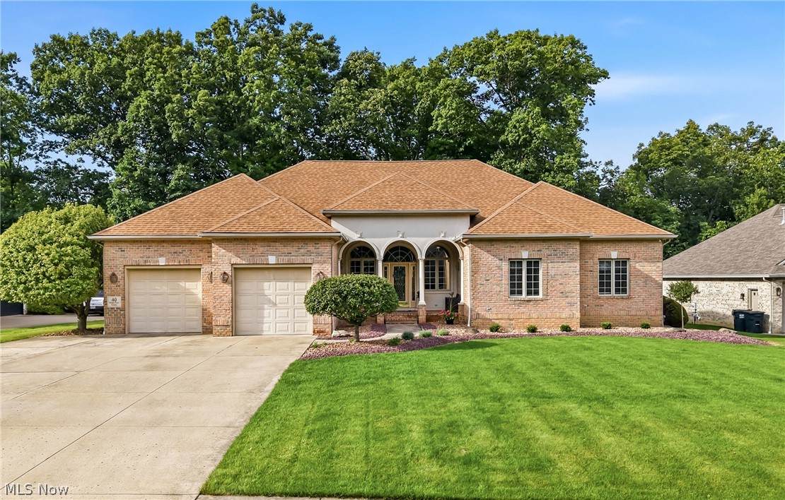 40 White Oak Court - Photo 1