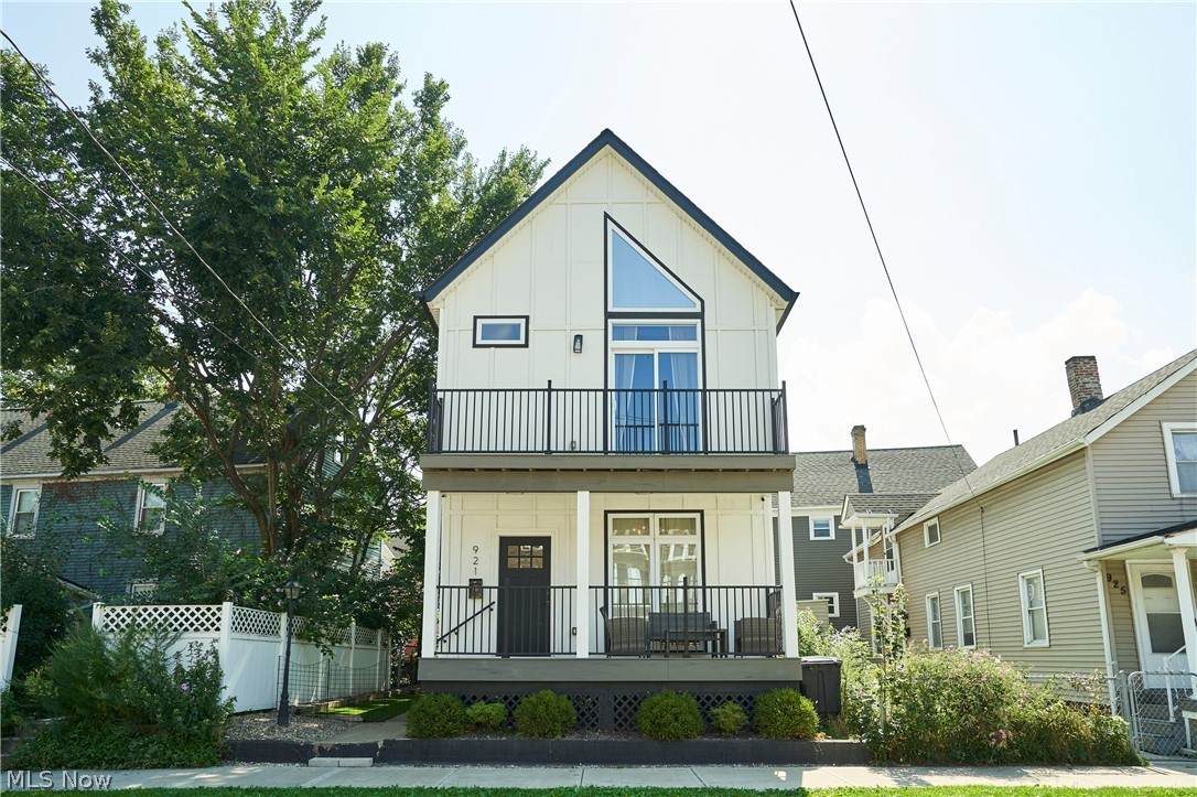 921 Jefferson Avenue - Photo 1