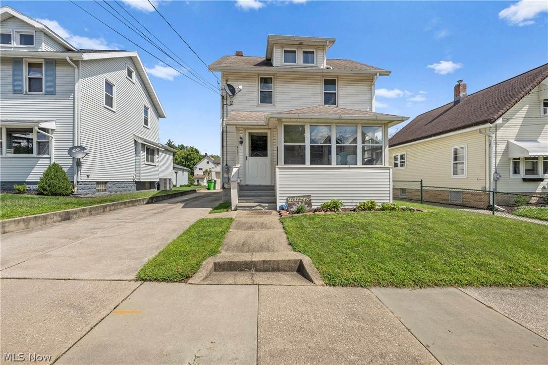 173 25th Street - Photo 1