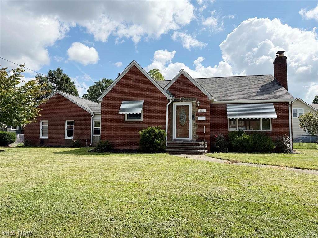 706 Broad Avenue - Photo 1
