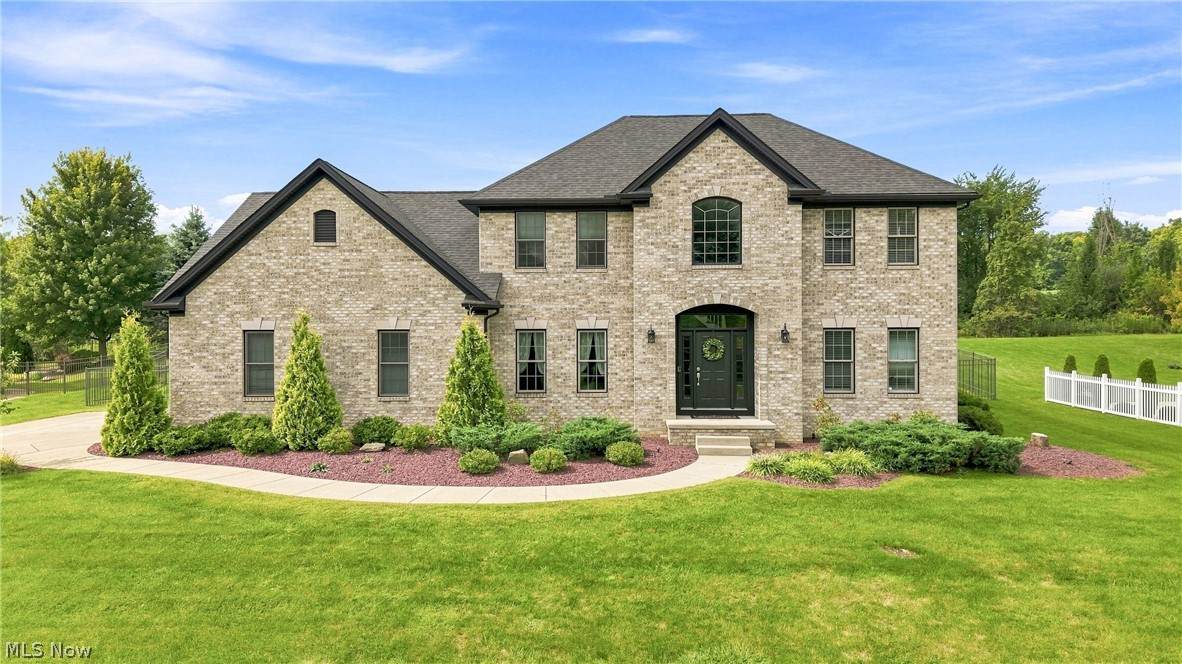 8518 Ivy Hill Drive - Photo 1