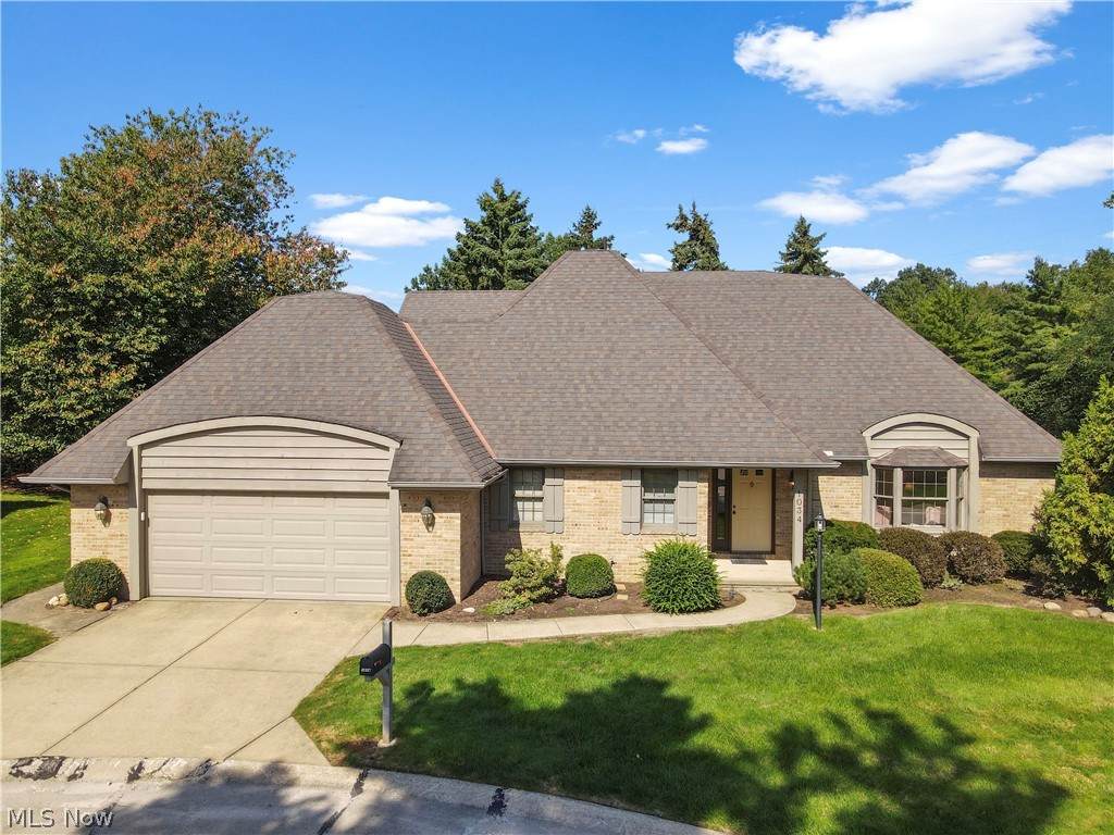 1034 Brook Lane - Photo 1