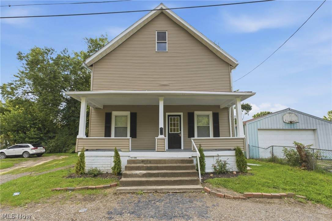 617 Carnahan Avenue - Photo 1