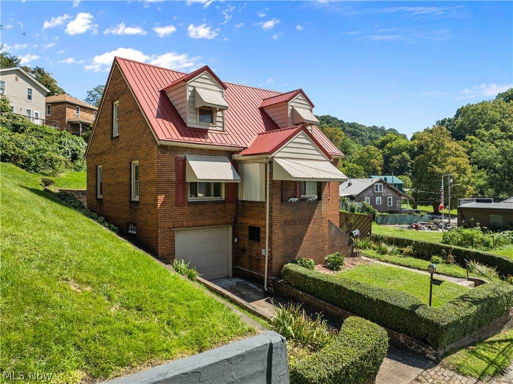 1938 Crawford Avenue - Photo 1