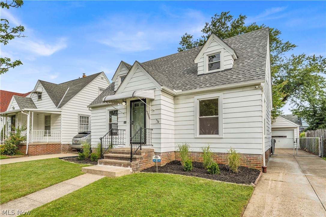 12000 Wayland Avenue - Photo 1