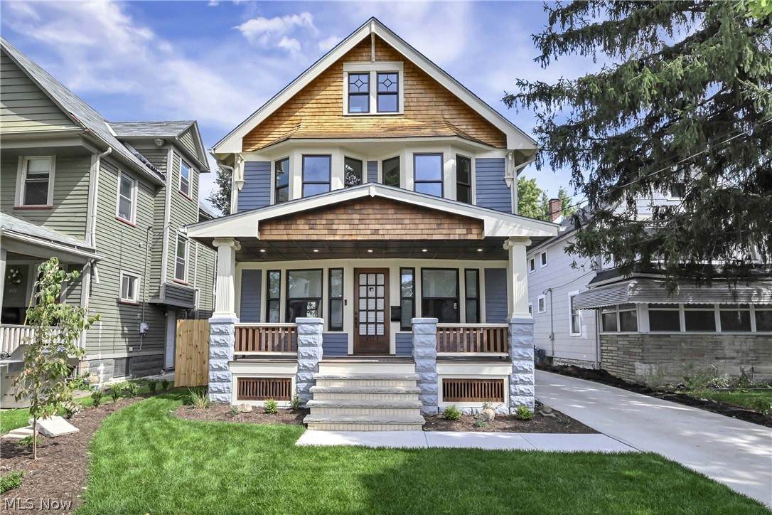 4114 Archwood Avenue - Photo 1