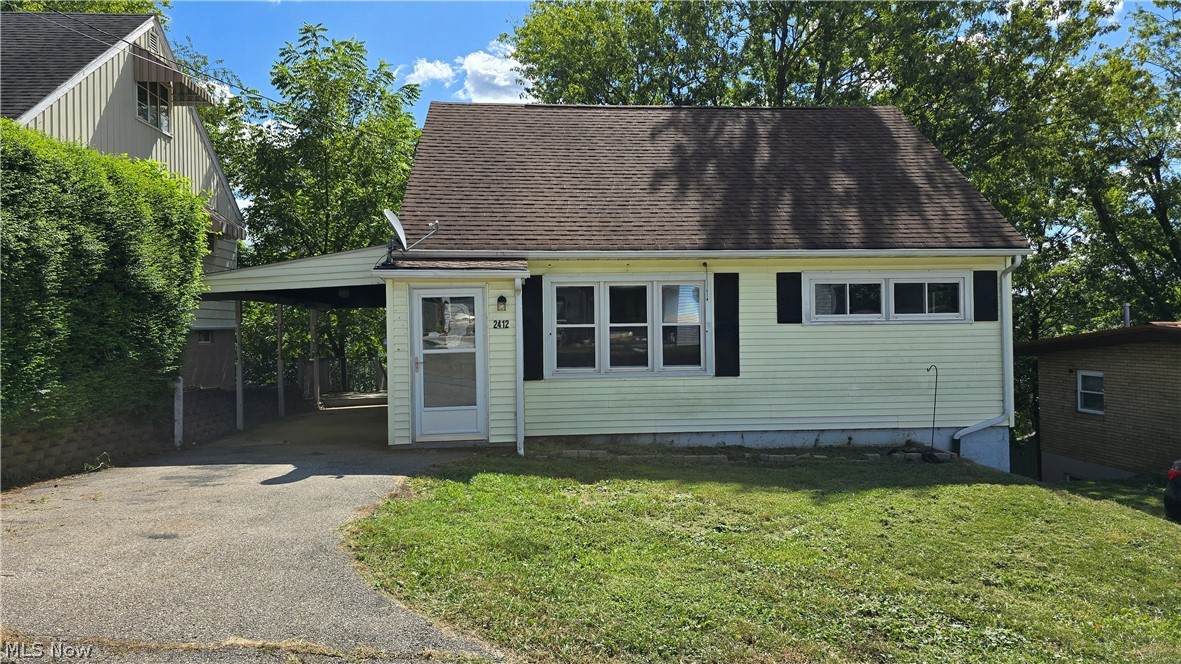 2412 Highland Avenue - Photo 1