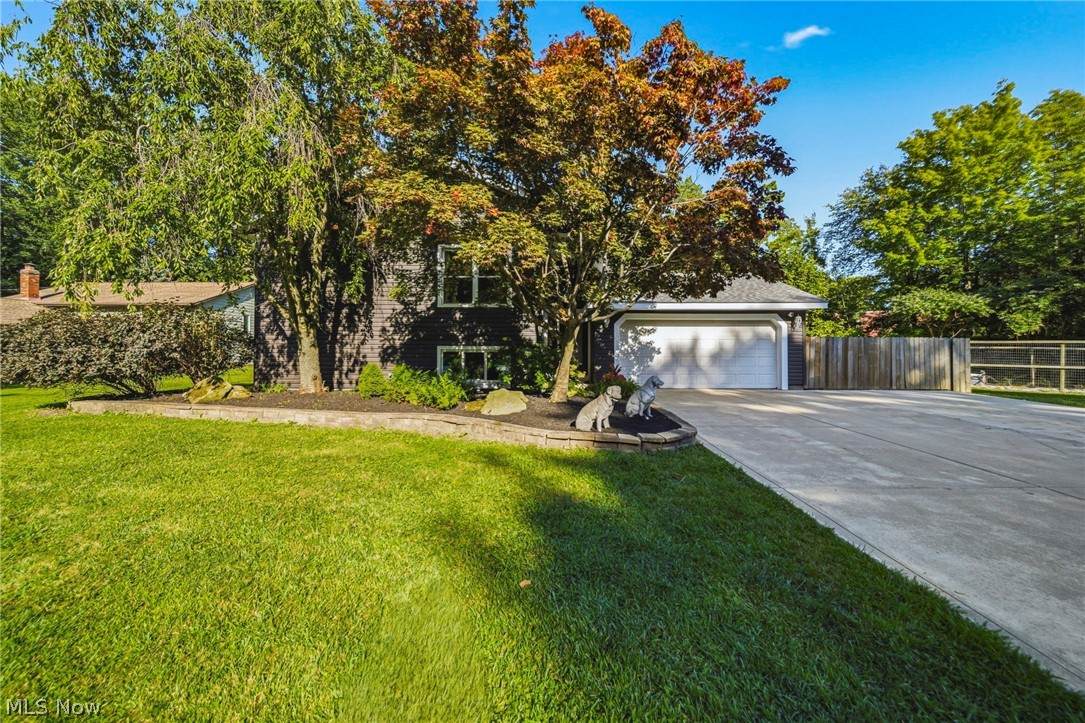 5725 Fortuna Drive - Photo 1