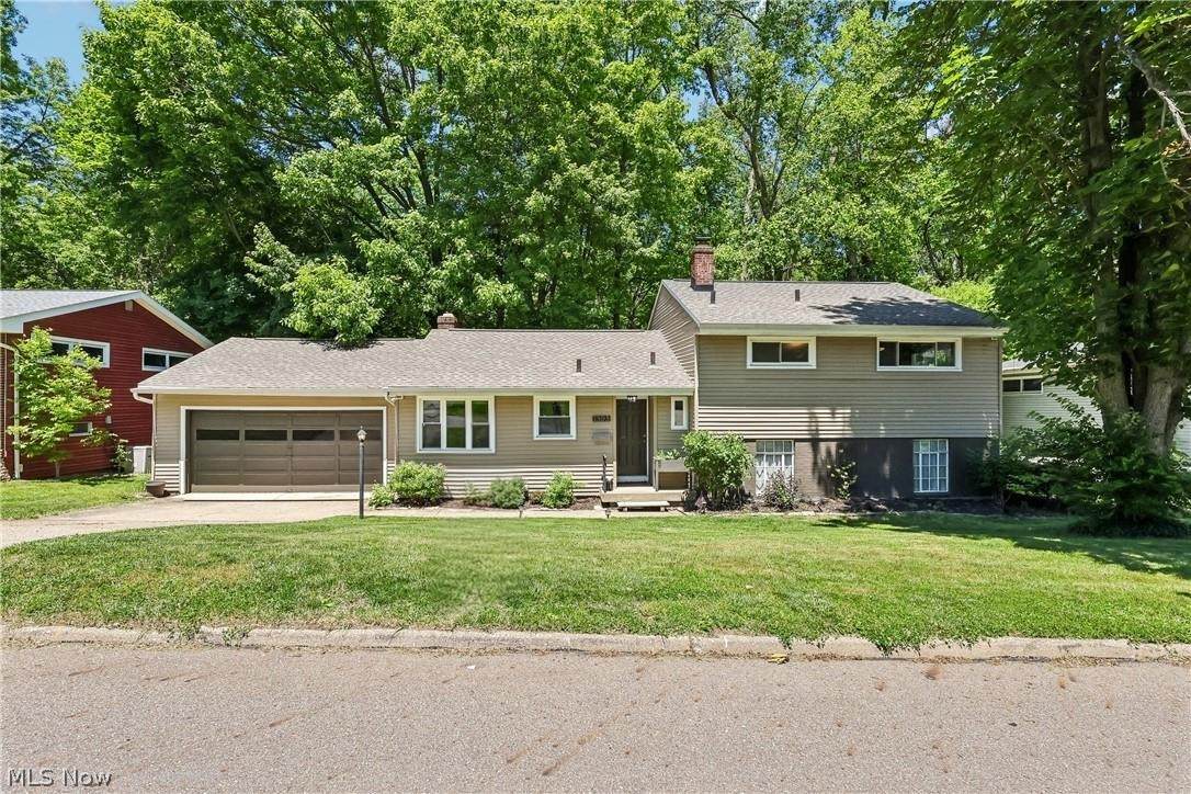 1593 Kingsley Avenue - Photo 1