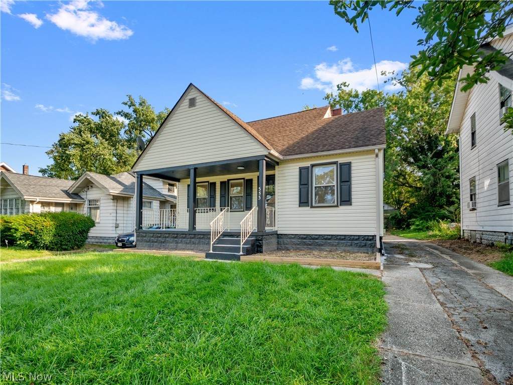 353 Hilton Avenue - Photo 1