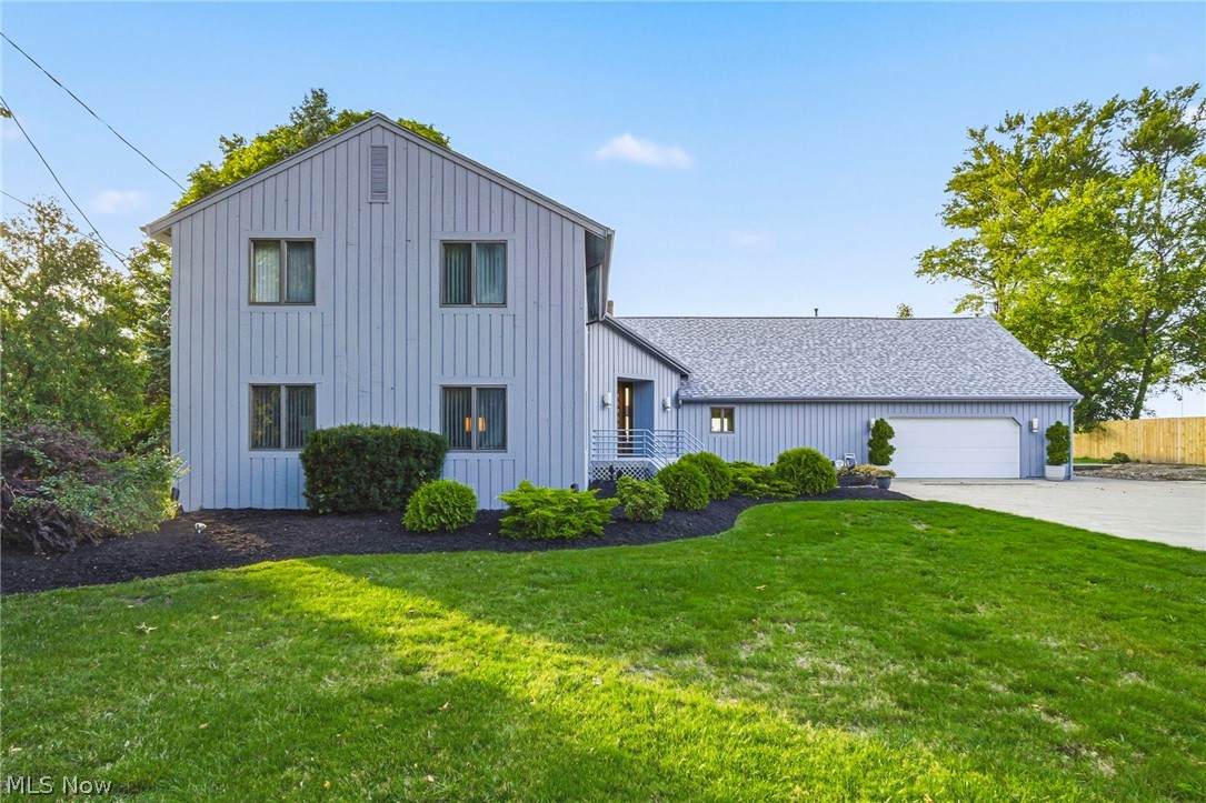 37725 Lake Shore Boulevard - Photo 1