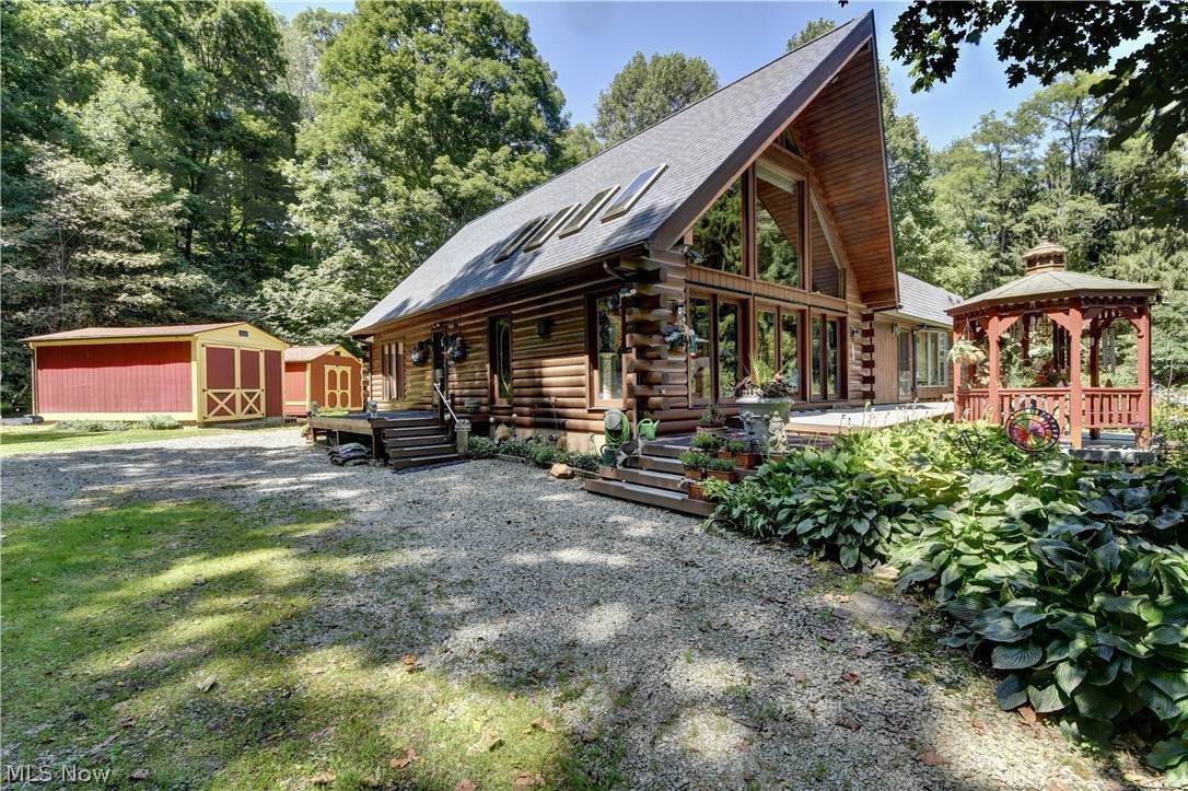 3641 Township Road 253 - Photo 1