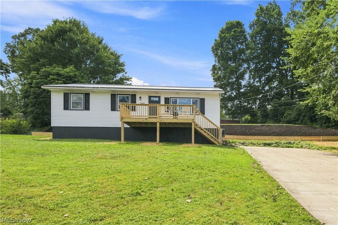 1990 Connect Road - Photo 1