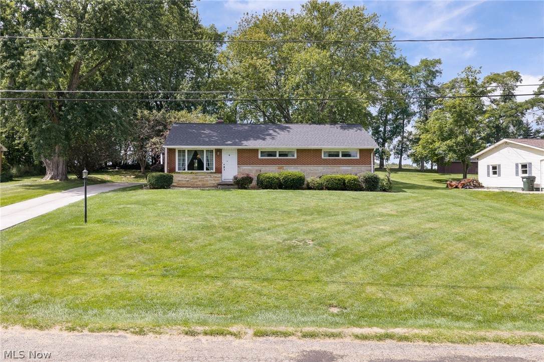 1375 Schrader Road - Photo 1