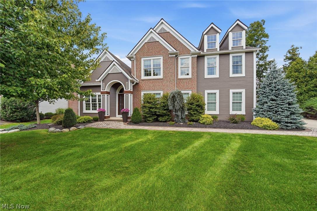 120 Pinehurst Drive - Photo 1