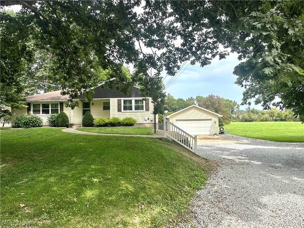 314 Center Street - Photo 1