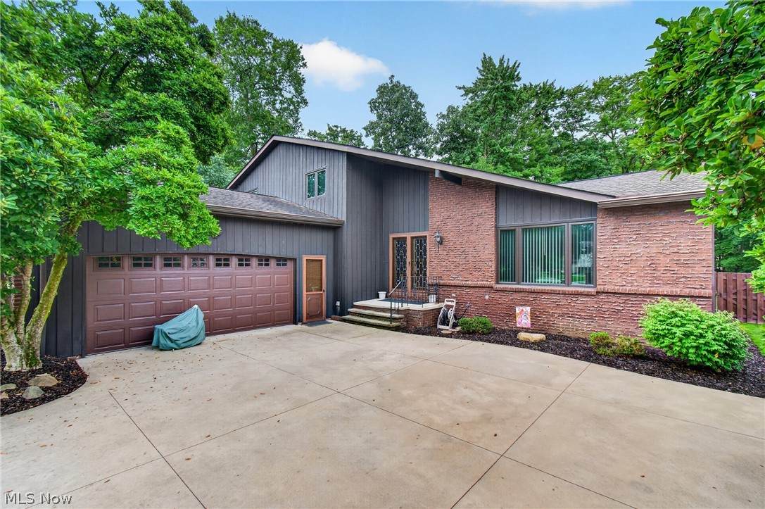 9961 Cedarwood Drive - Photo 1