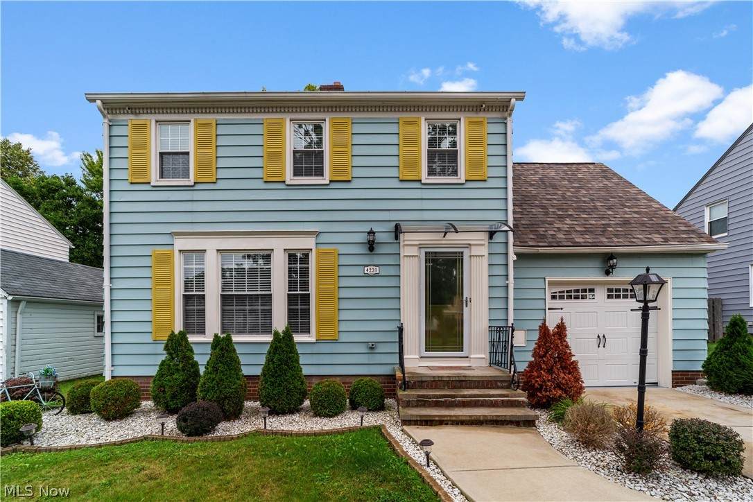 4231 62nd Street - Photo 1
