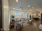 1885 Woodlawn Avenue - Photo 10
