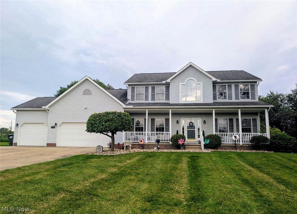 376 Foxbury Drive - Photo 1