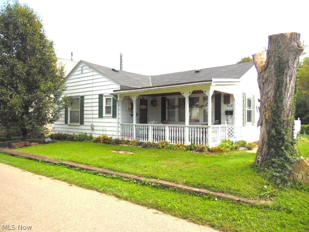 508 Coe Avenue - Photo 1