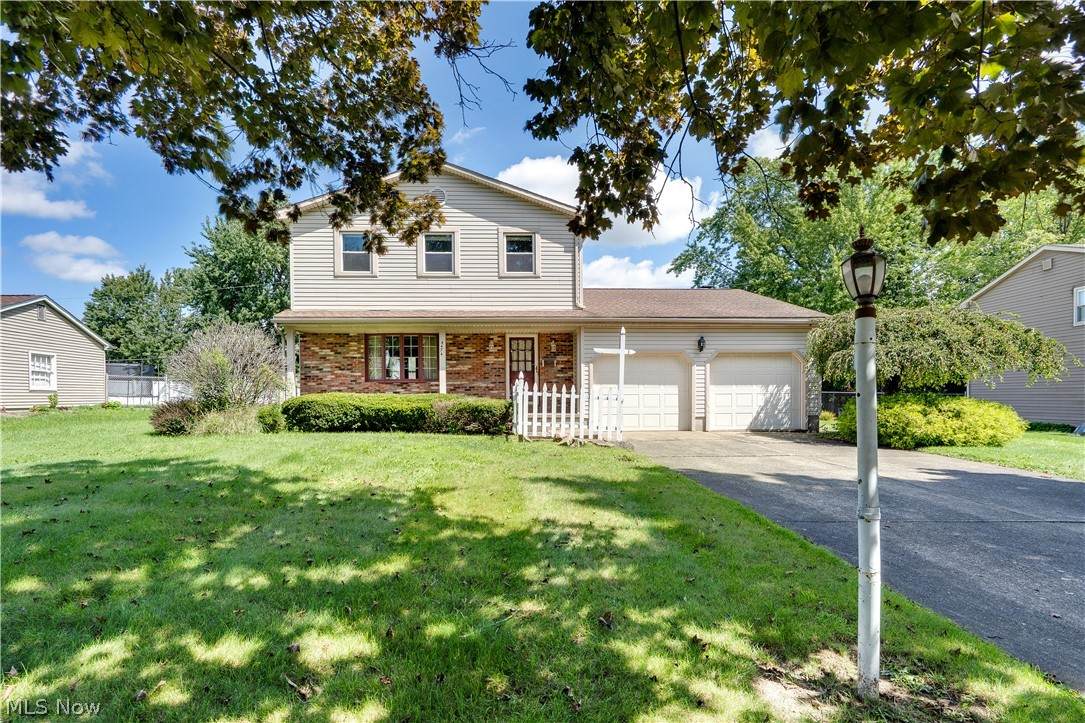4474 Woodridge Drive - Photo 1