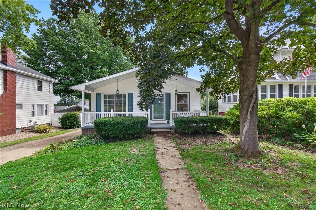 852 Phillips Road Northeast - Photo 1