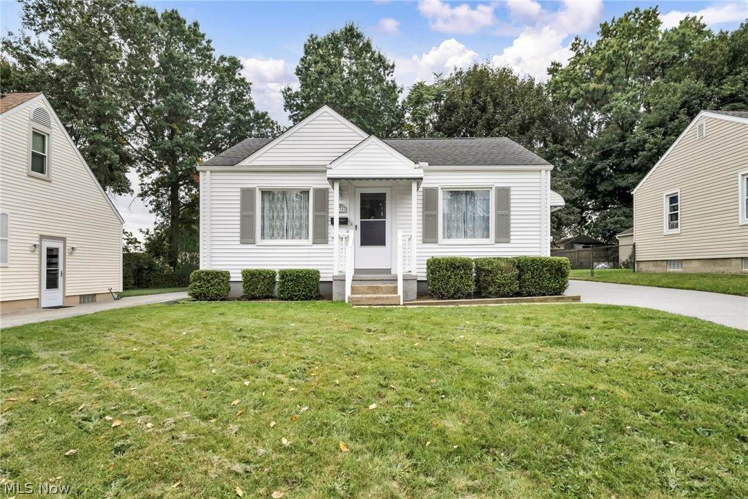 630 Barbara Avenue - Photo 1