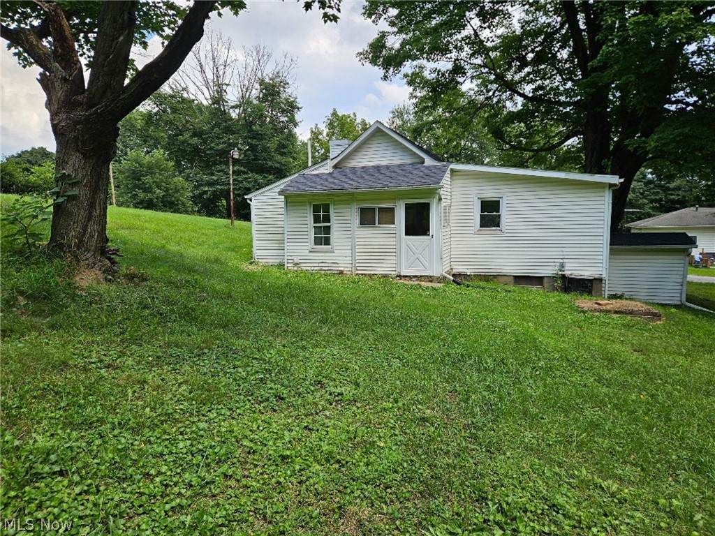 3331 Varley Avenue - Photo 1