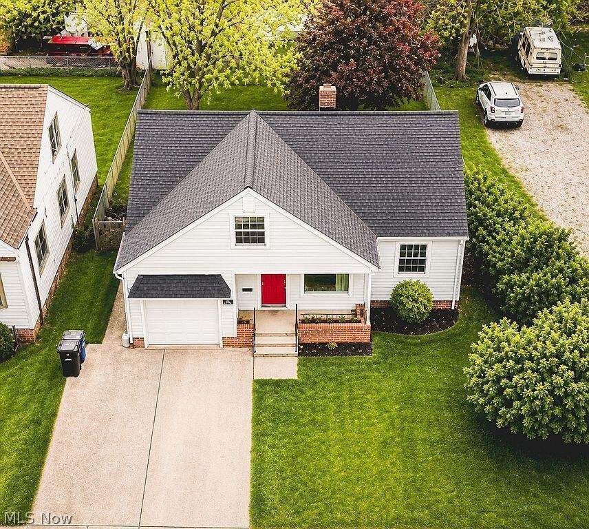 5860 Pearl Road - Photo 1