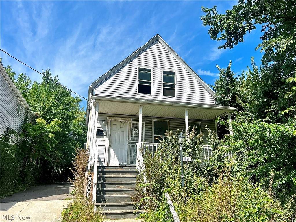 10911 Hulda Avenue - Photo 1