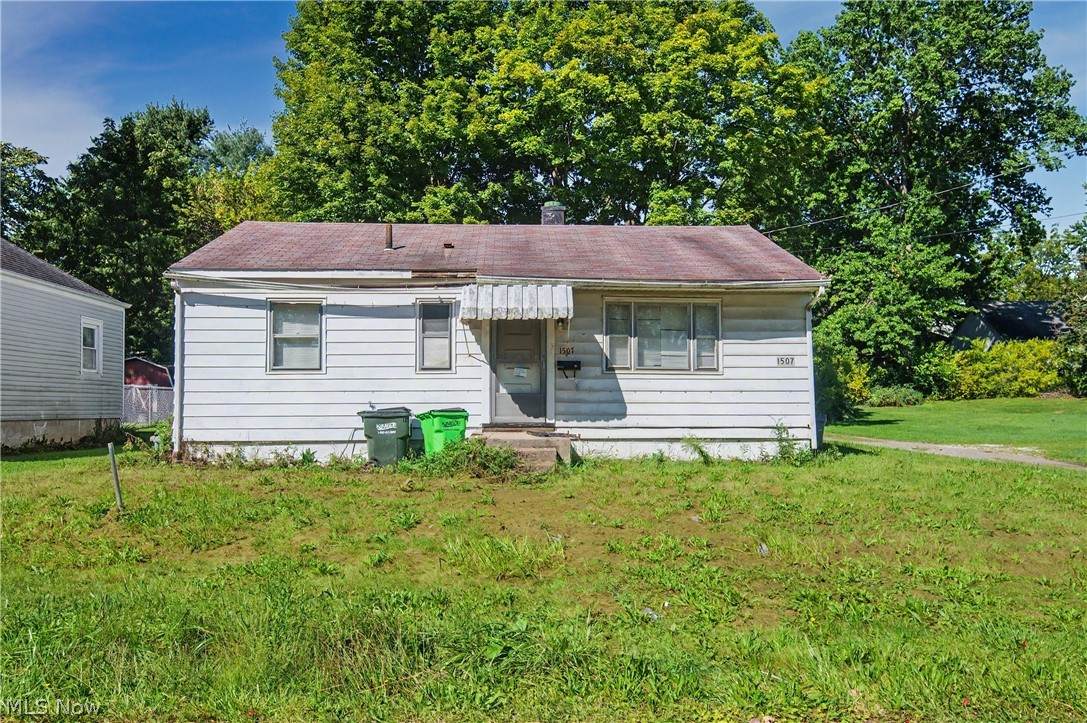 1507 Freedom Avenue - Photo 1