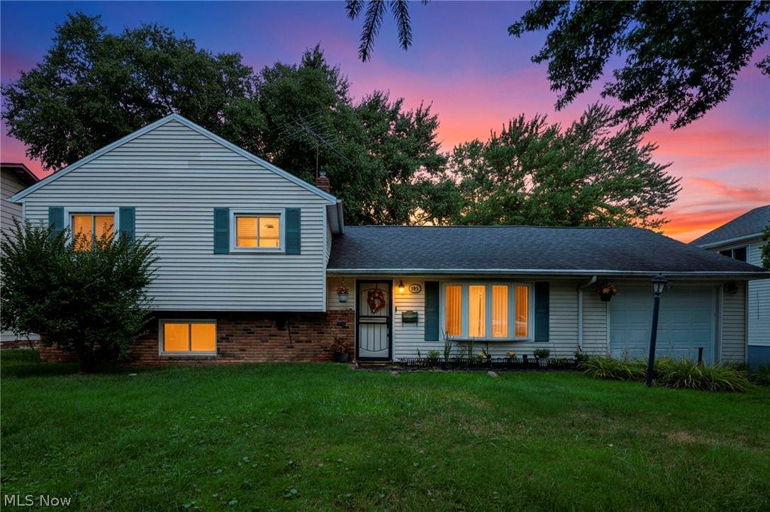 4933 Nan Linn Drive - Photo 1