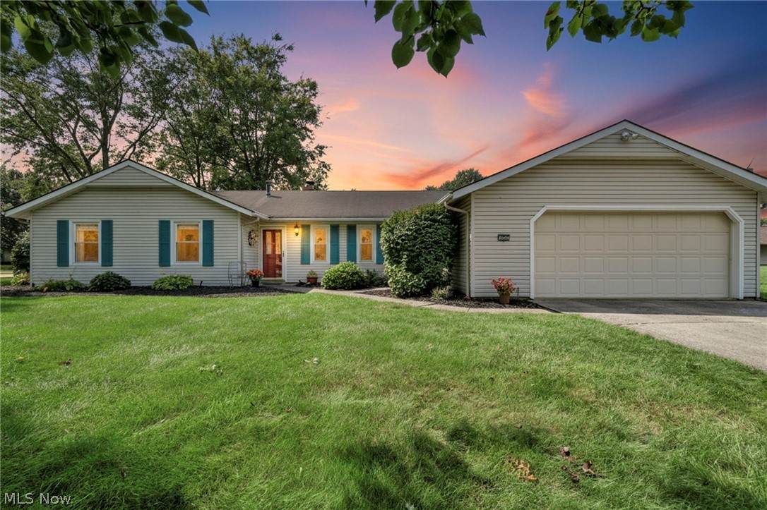4914 Meadow Moss Lane - Photo 1